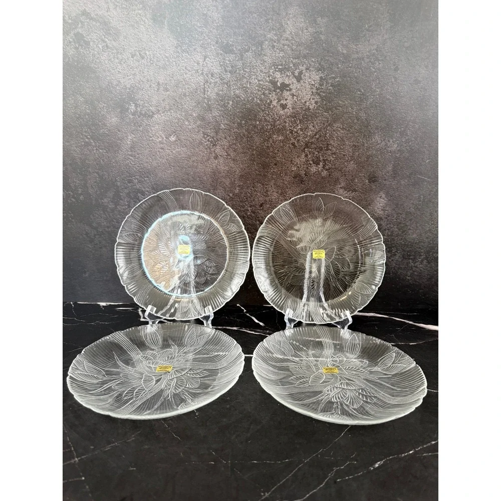 VTG NIB Set of 4 Arcoroc Magnolia Tempered Glass 7 5/8in Salad Plates